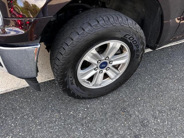 Photo of 2018 Magma Red Ford F-150