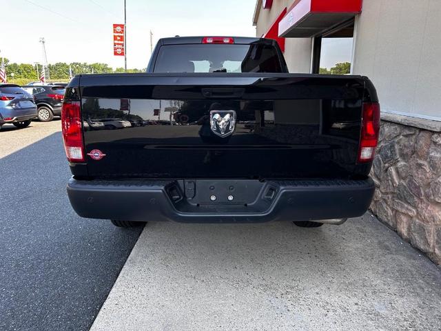 Photo of 2022 Diamond Black RAM 1500 Classic