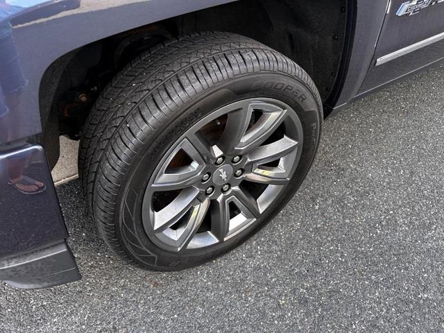 Photo of 2018 Centennial Blue Metallic Chevrolet Silverado 1500