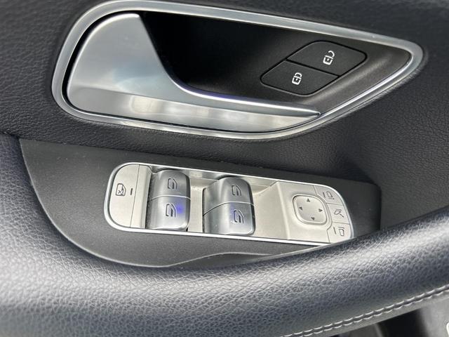 Photo of 2020 Silver Mercedes-Benz GLE 350