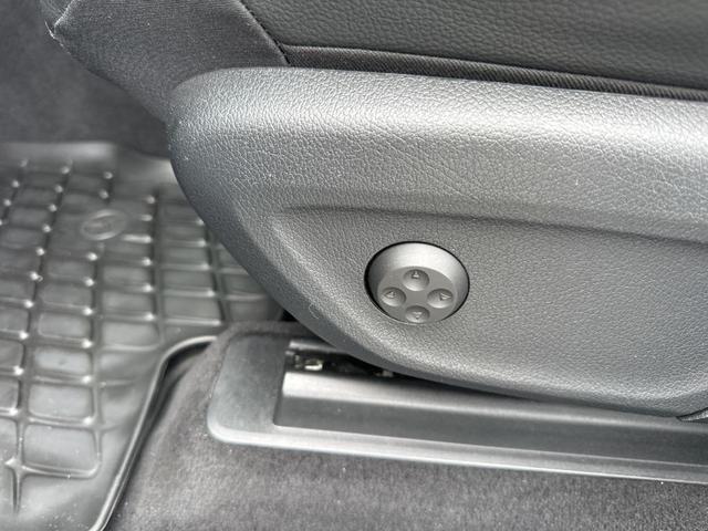 Photo of 2020 Silver Mercedes-Benz GLE 350