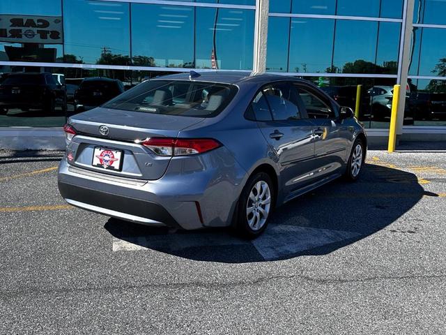 Photo of 2022 Gray Toyota Corolla