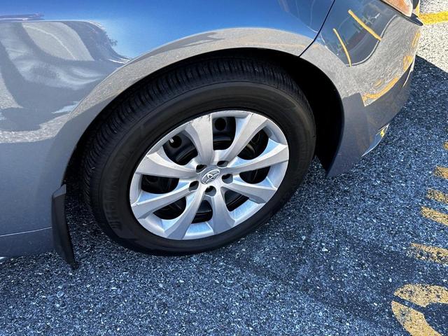 Photo of 2022 Gray Toyota Corolla