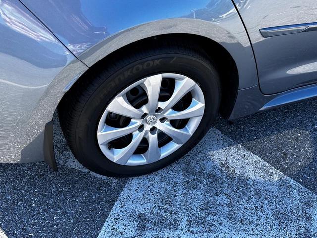 Photo of 2022 Gray Toyota Corolla