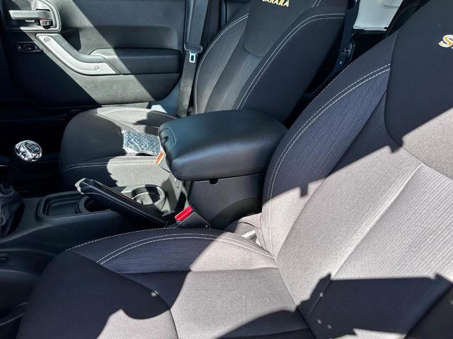 Photo of 2014 Anvil Clearcoat Jeep Wrangler Unlimited