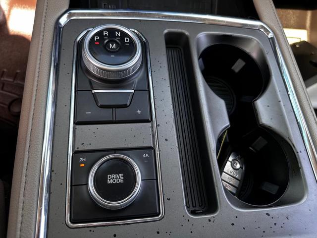 Photo of 2021 White Metallic Ford Expedition Max