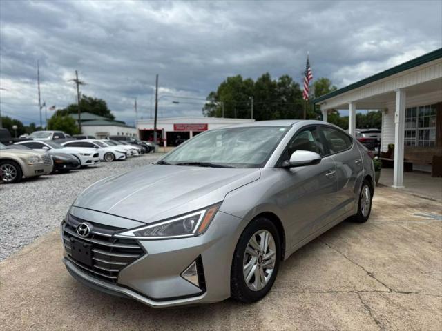 Photo of 2020 Silver Hyundai ELANTRA