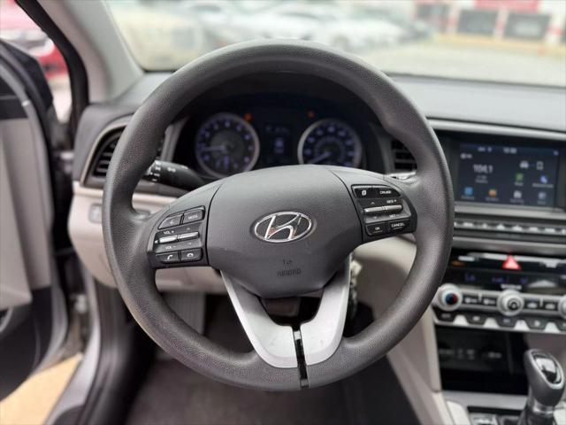 Photo of 2020 Silver Hyundai ELANTRA