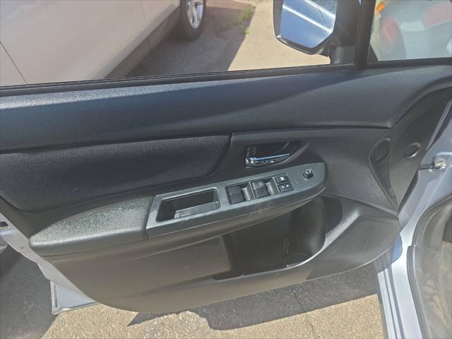 Photo of 2014 Silver Subaru Impreza