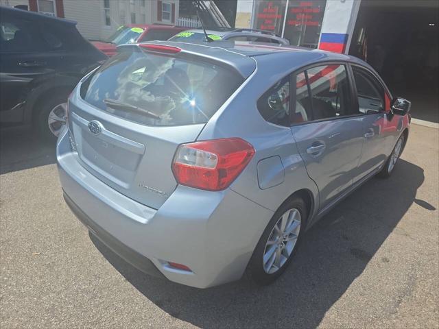 Photo of 2014 Silver Subaru Impreza