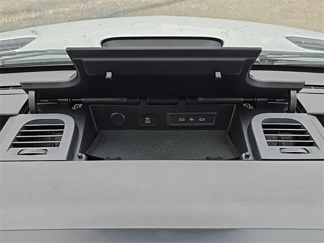 Photo of 2025 Arctic White Mercedes-Benz Sprinter 2500