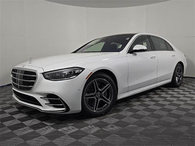 Photo of 2025 White Mercedes-Benz S-Class