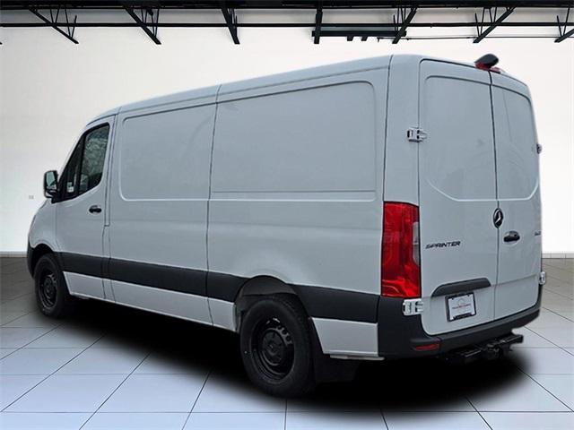 Photo of 2025 Arctic White Mercedes-Benz Sprinter 2500