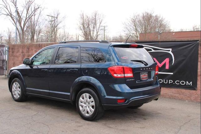 Photo of 2013 Blue Dodge Journey