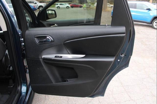 Photo of 2013 Blue Dodge Journey