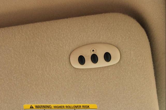 Photo of 2003 Oxford White Clearcoat Ford Expedition