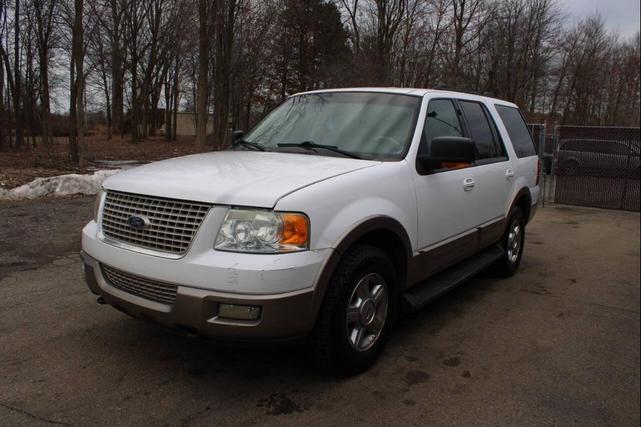 Photo of 2003 Oxford White Clearcoat Ford Expedition