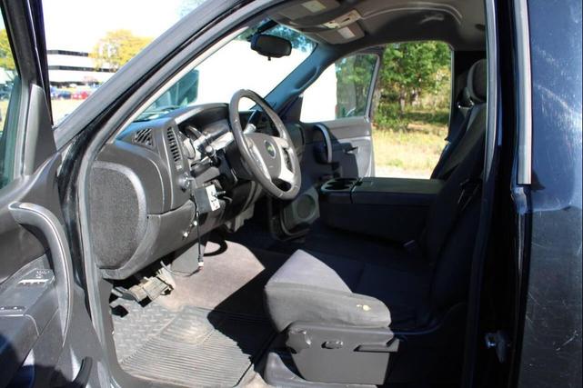 Photo of 2013 Black Chevrolet Silverado 1500