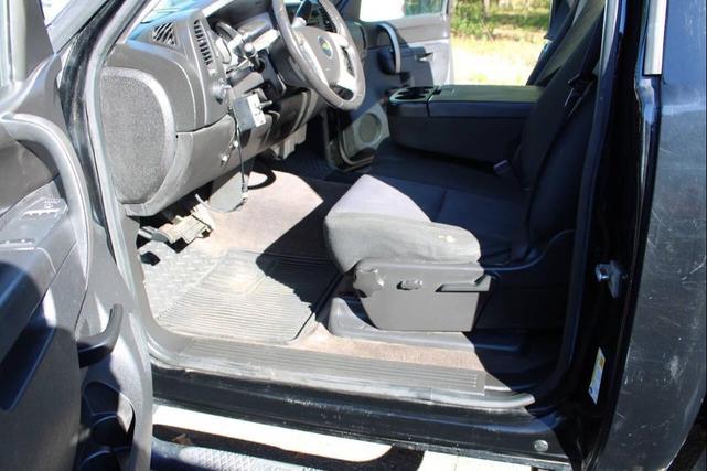 Photo of 2013 Black Chevrolet Silverado 1500