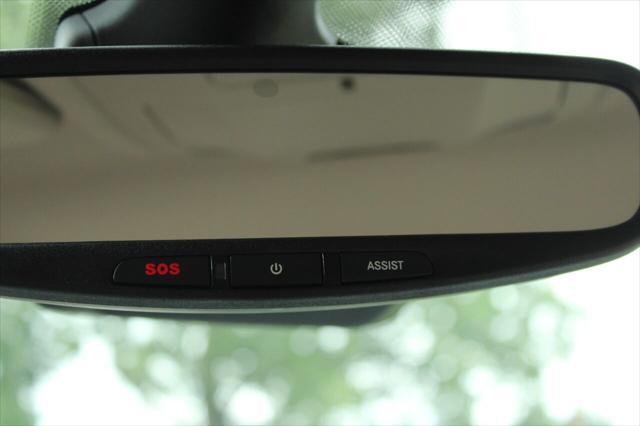 Photo of 2021 Velvet Red Pearlcoat Chrysler Pacifica Hybrid