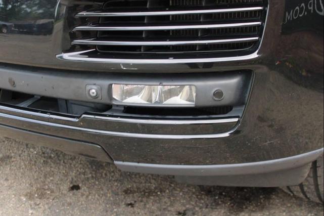 Photo of 2014 Black Land Rover Range Rover