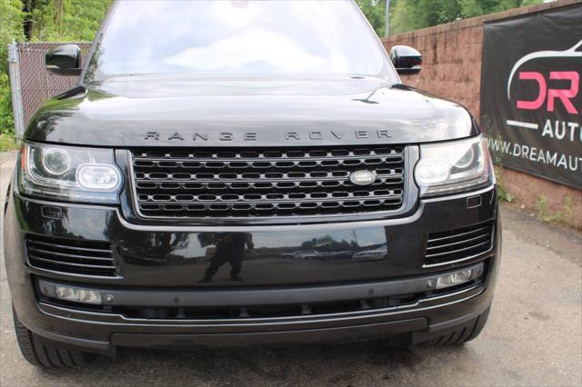 Photo of 2014 Black Land Rover Range Rover