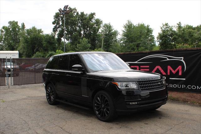 Photo of 2014 Black Land Rover Range Rover