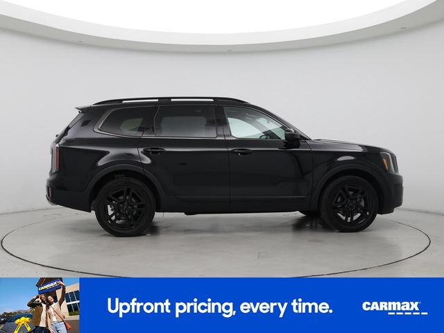 Photo of 2025 Black Kia Telluride