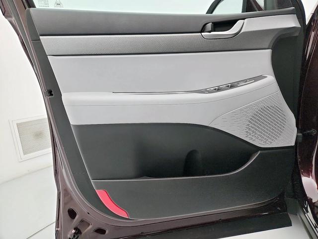 Photo of 2025 Burgundy Hyundai PALISADE