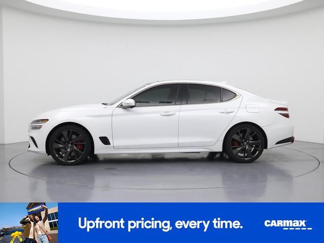 Photo of 2022 White Genesis G70