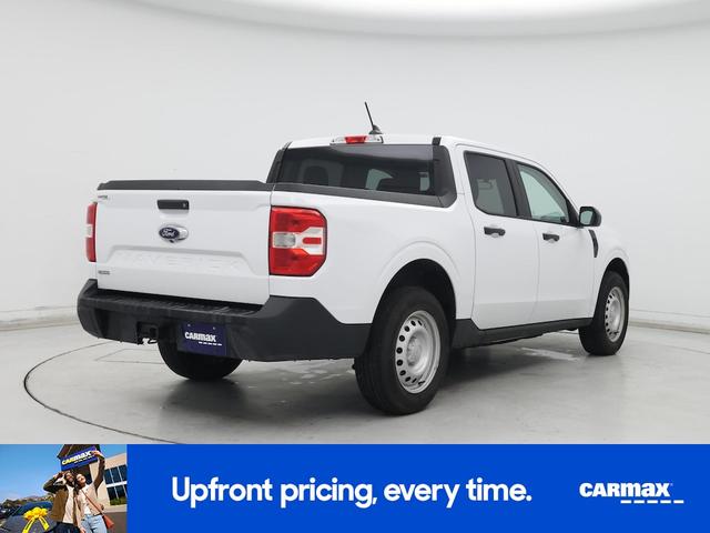 Photo of 2024 White Ford Maverick