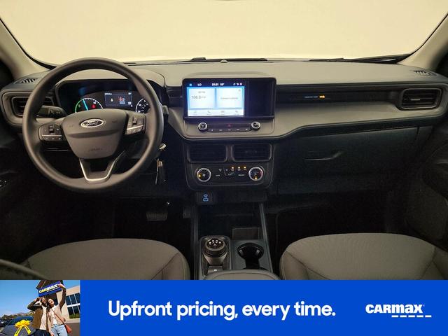 Photo of 2024 White Ford Maverick
