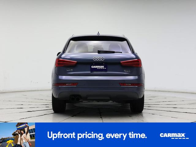 Photo of 2018 Blue Audi Q3
