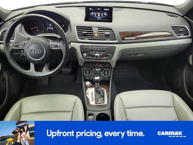 Photo of 2018 Blue Audi Q3