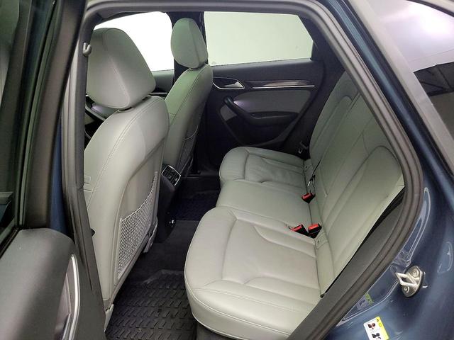 Photo of 2018 Blue Audi Q3