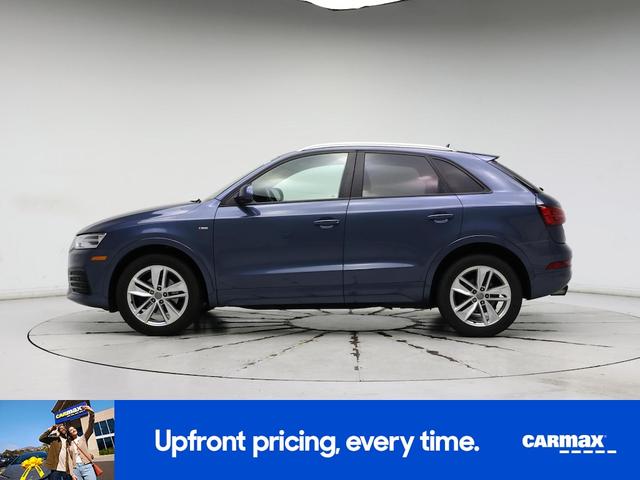Photo of 2018 Blue Audi Q3