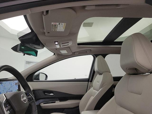 Photo of 2023 Black Nissan ARIYA