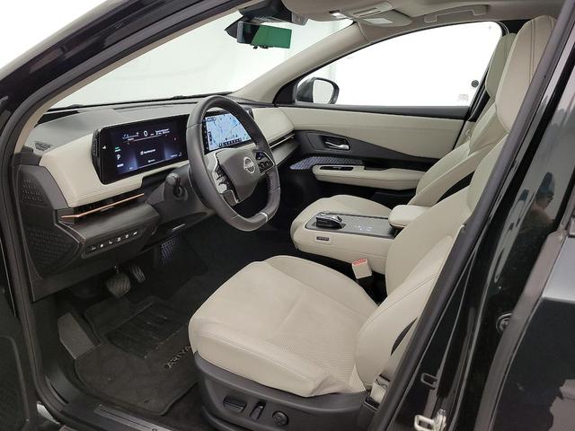 Photo of 2023 Black Nissan ARIYA