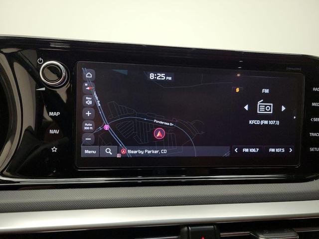 Photo of 2023 White Kia K5