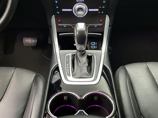 Photo of 2018 Silver Ford Edge