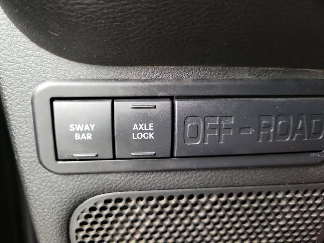 Photo of 2016 Black Jeep Wrangler