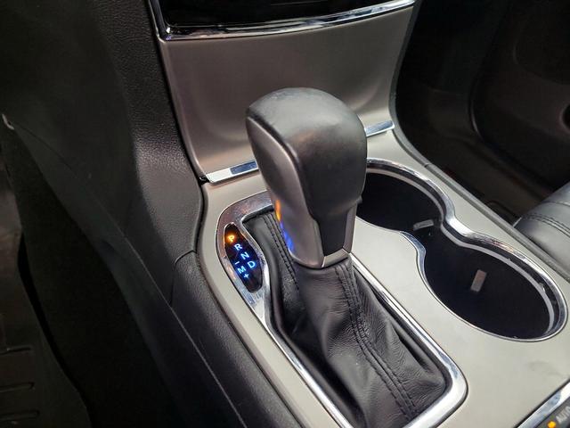 Photo of 2019 Black Jeep Grand Cherokee