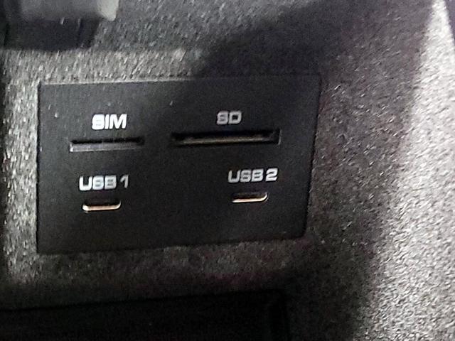 Photo of 2021 Gray Porsche Macan