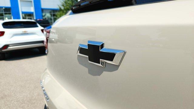 Photo of 2026 White Sand Chevrolet Trailblazer