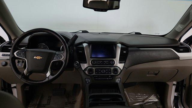 Photo of 2019 Iridescent Pearl Tricoat Chevrolet Suburban
