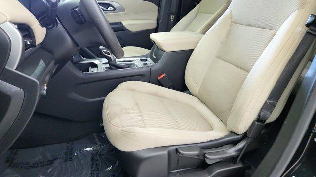 Photo of 2023 Mosaic Black Metallic Chevrolet Traverse