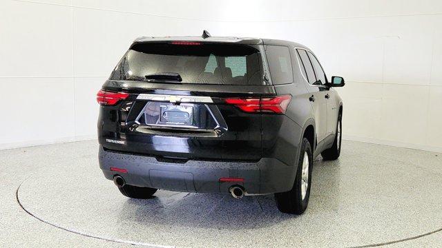 Photo of 2023 Mosaic Black Metallic Chevrolet Traverse