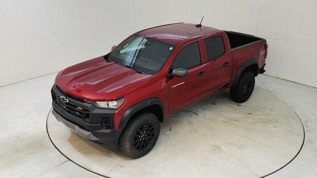Photo of 2025 Radiant Red Chevrolet Colorado