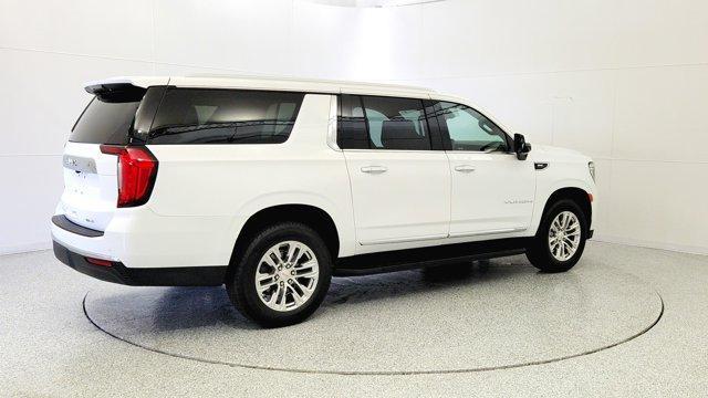 Photo of 2021 Summit White GMC Yukon XL