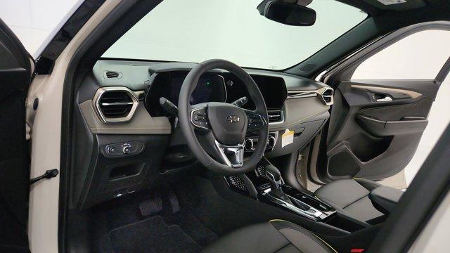 Photo of 2026 White Sand Chevrolet Trailblazer